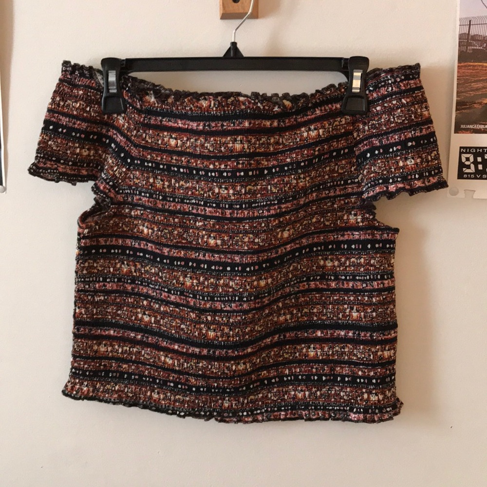 Cold shoulder top